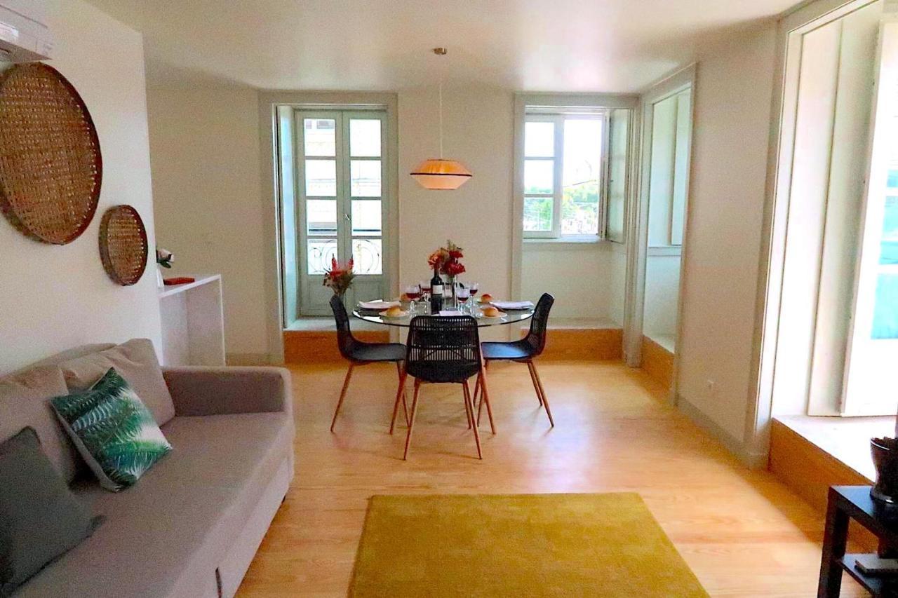 Castelo Superior Two Bedroom By Les Deux Mariettes *