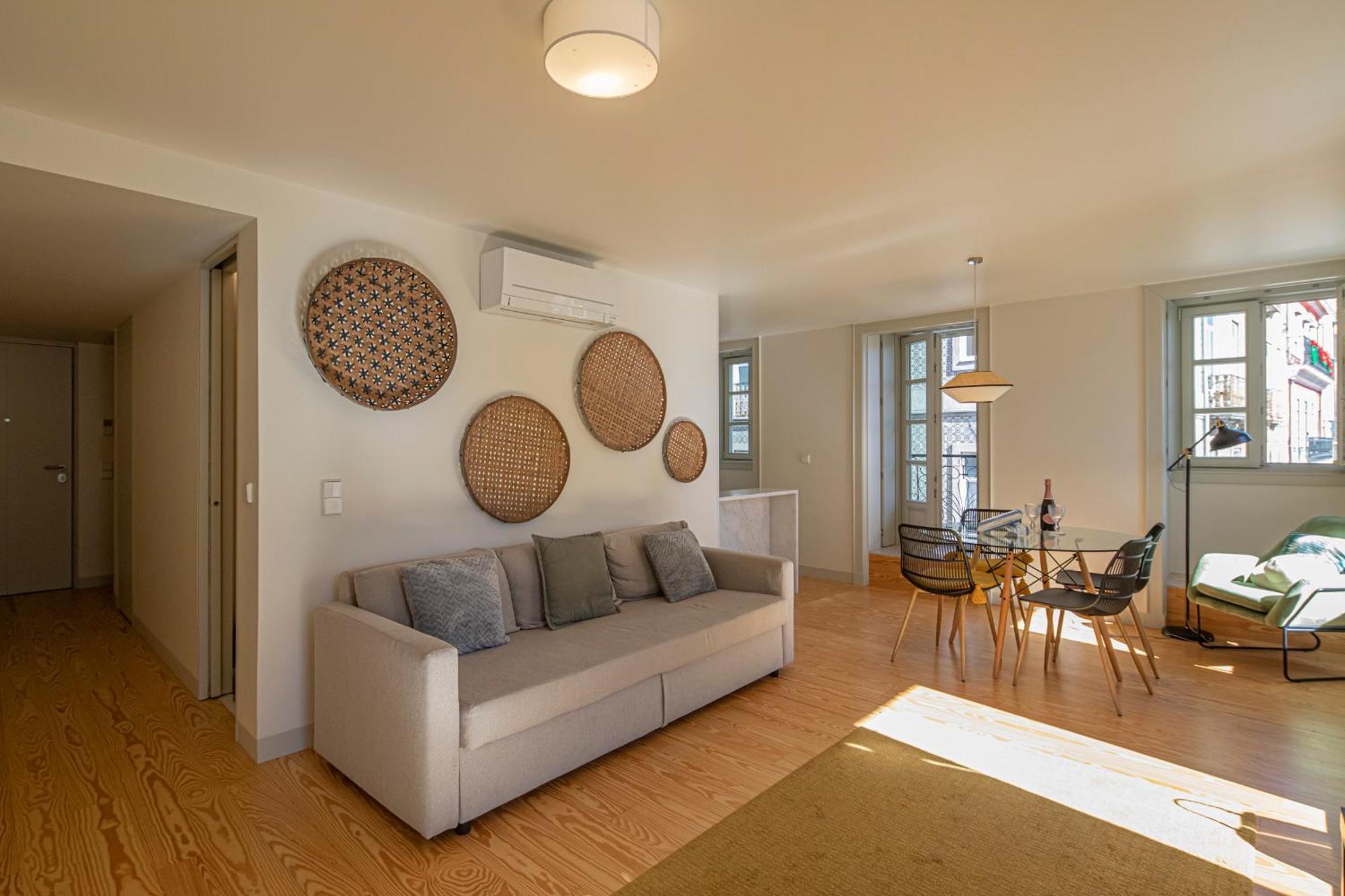 Castelo Superior Two Bedroom By Les Deux Mariettes * Lisbon