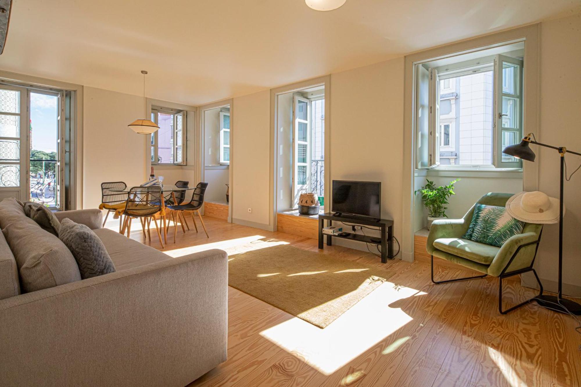 Apartment Castelo Superior Two Bedroom By Les Deux Mariettes