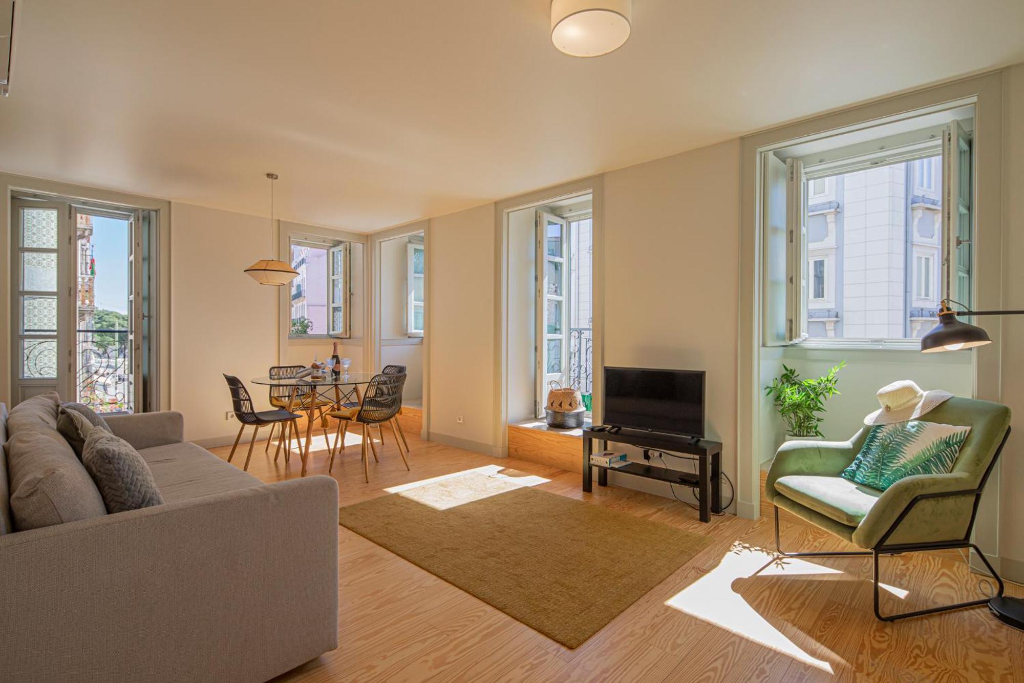 Apartment Castelo Superior Two Bedroom By Les Deux Mariettes Lisbon